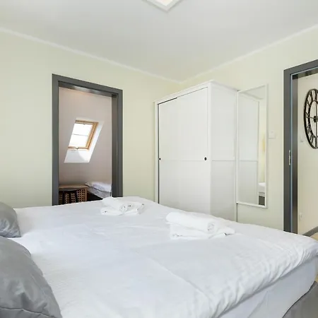 Family House Viking - Garden, Playground & Grill By Renters Kołczewo