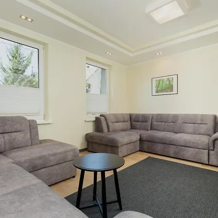 Family House Viking - Garden, Playground & Grill By Renters