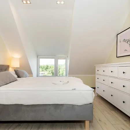 Family House Viking - Garden, Playground & Grill By Renters Сasa de vacaciones *