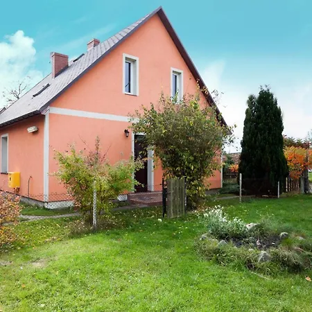 Family House Viking - Garden, Playground & Grill By Renters